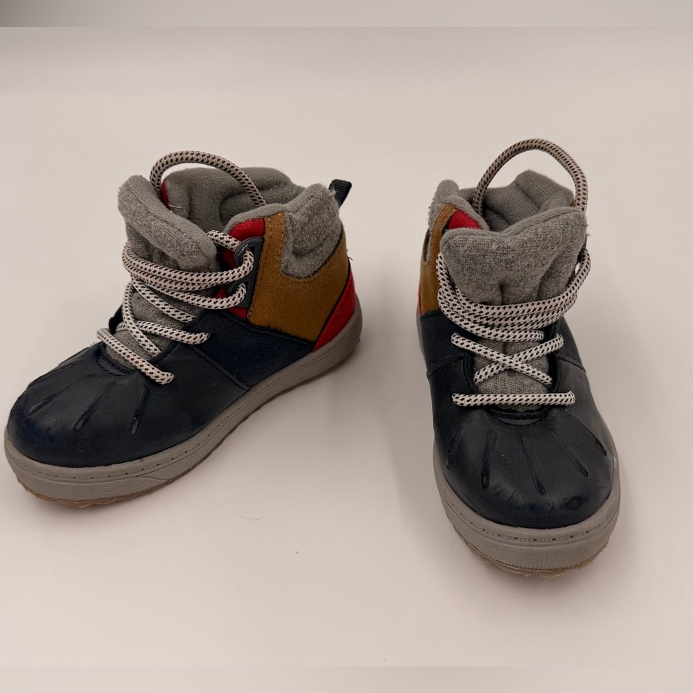 OshKosh B'gosh Navy and Brown Kids Boots